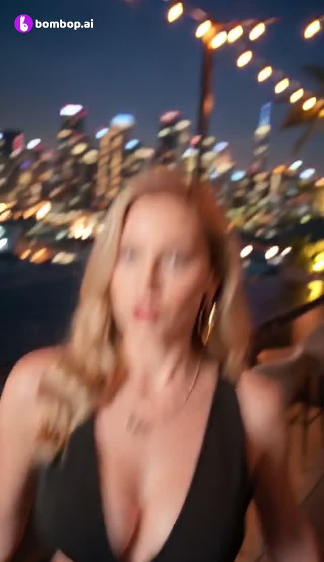 like JENNIE - JENNIE